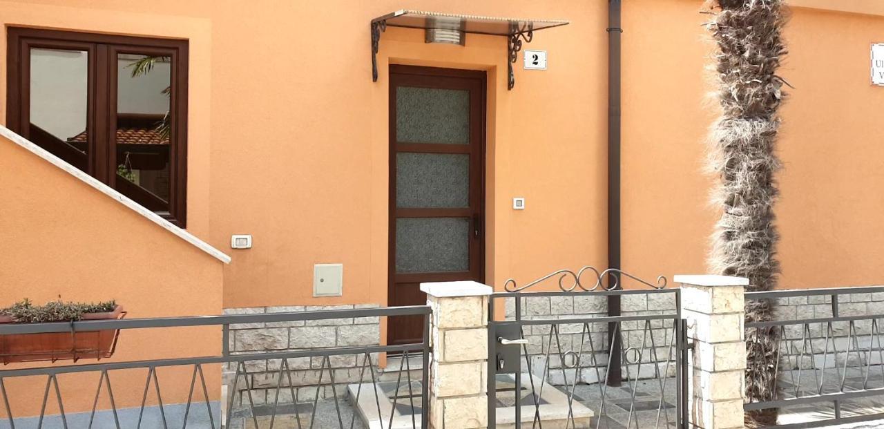 Lili Apartment Novigrad  Exterior photo